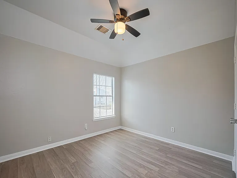 4320 Maggie St #B — Photo 7
