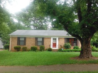 5928 N Hills Dr, Raleigh, NC 27609