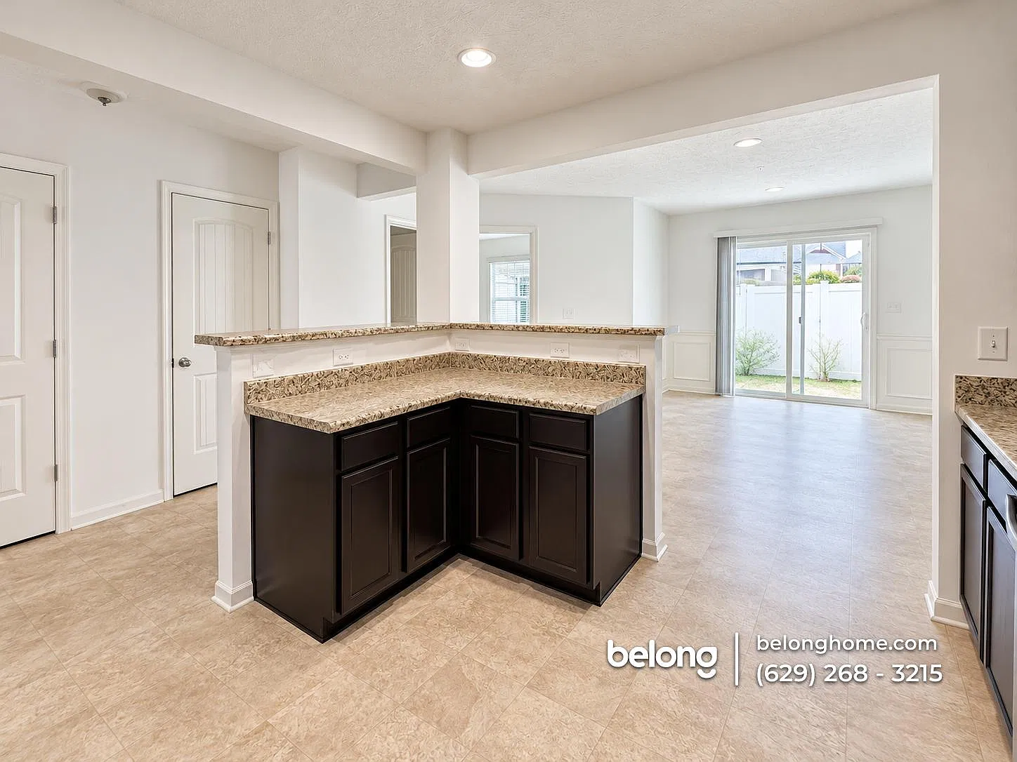 3 bed, 3.0 bath, 1632 sqft, $2,055 — Photo 3