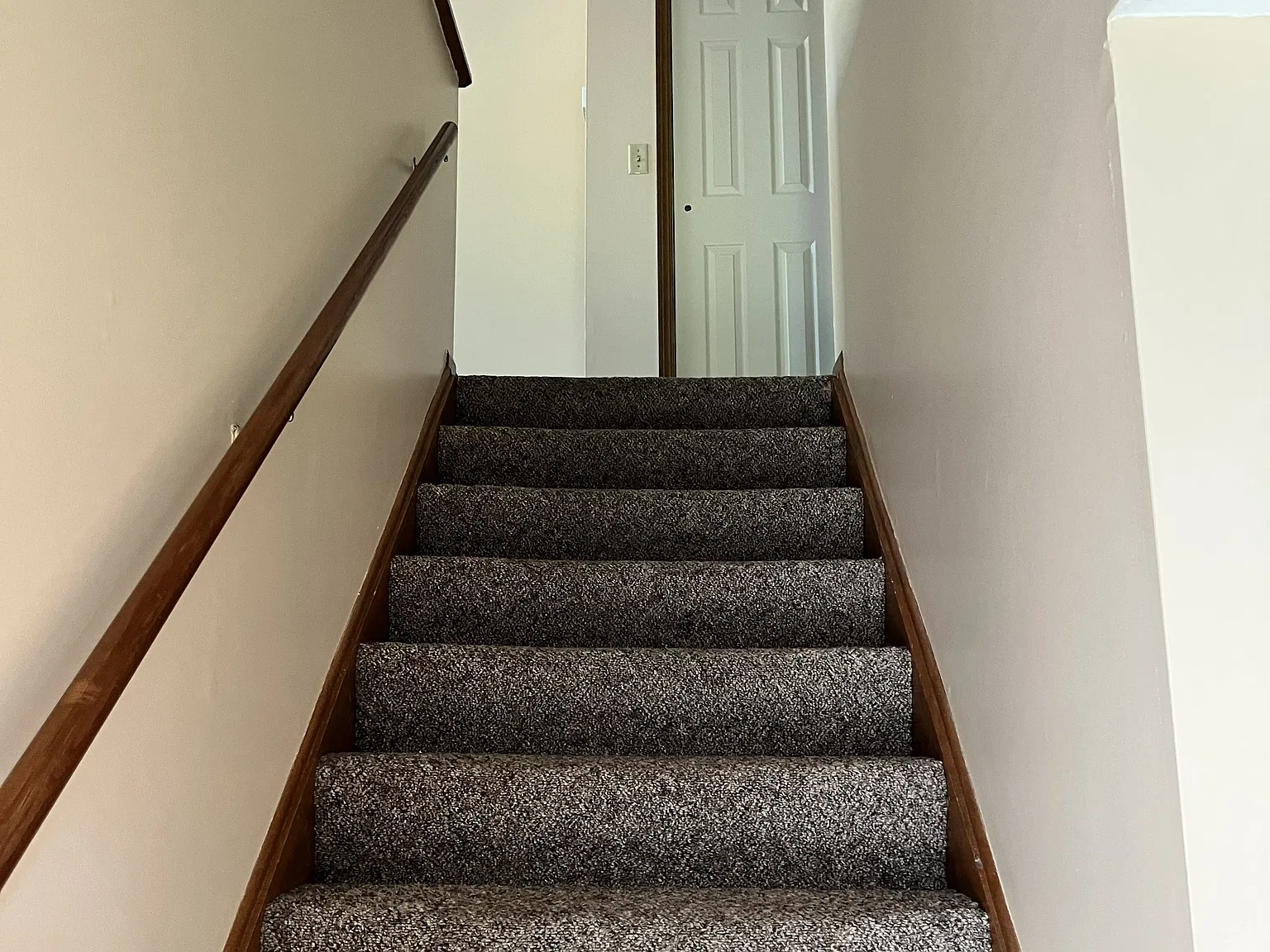 2 bed, 1.5 bath, 1120 sqft, $1,125 — Photo 3