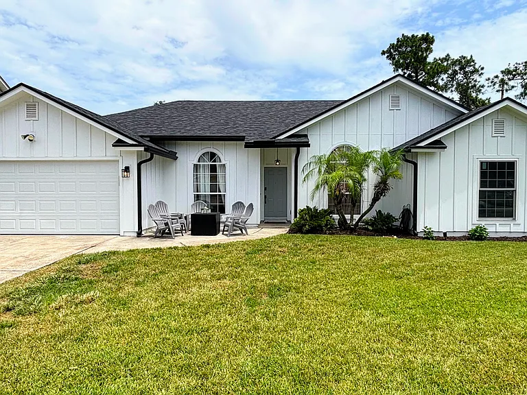 13241 Eucalyptus Drive