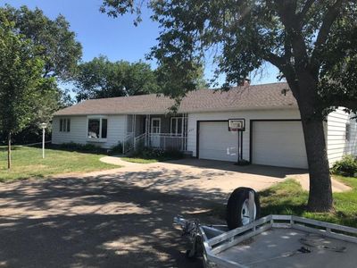 305 S Harrison St, Gettysburg, SD, 57442