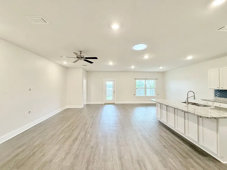 5768 Conley Ct — Photo 2