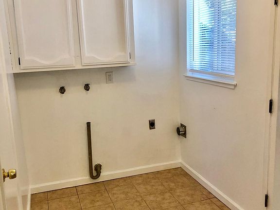 5th image of 4470 71st St