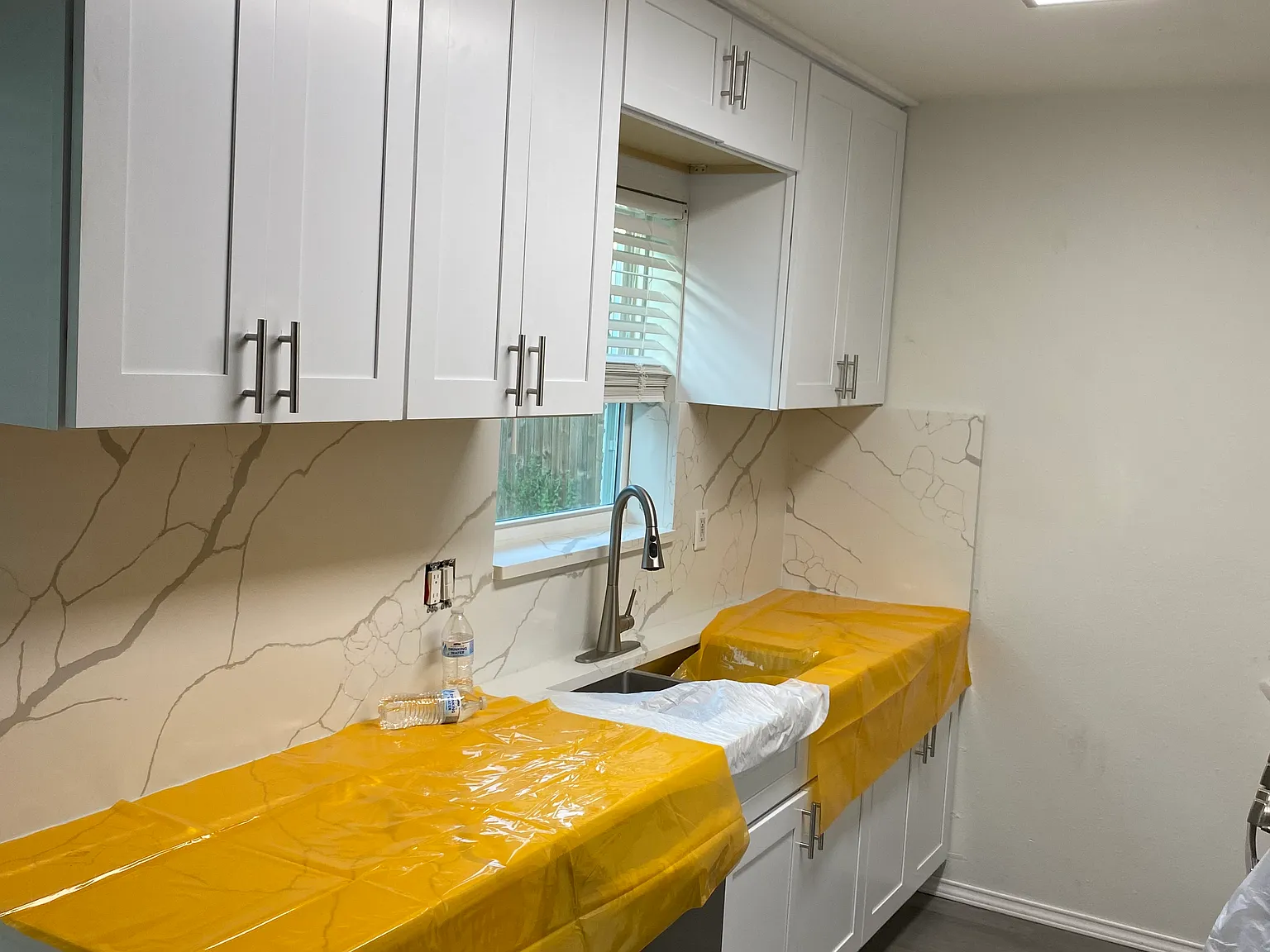 4 bed, 1.5 bath, 1407 sqft, $2,400 — Photo 3
