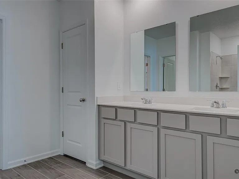 1490 Brentwood Dr — Photo 26