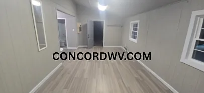 207 Burch St — Photo 4