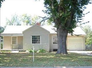 2017 S Pershing Ave, Wichita, KS 67218