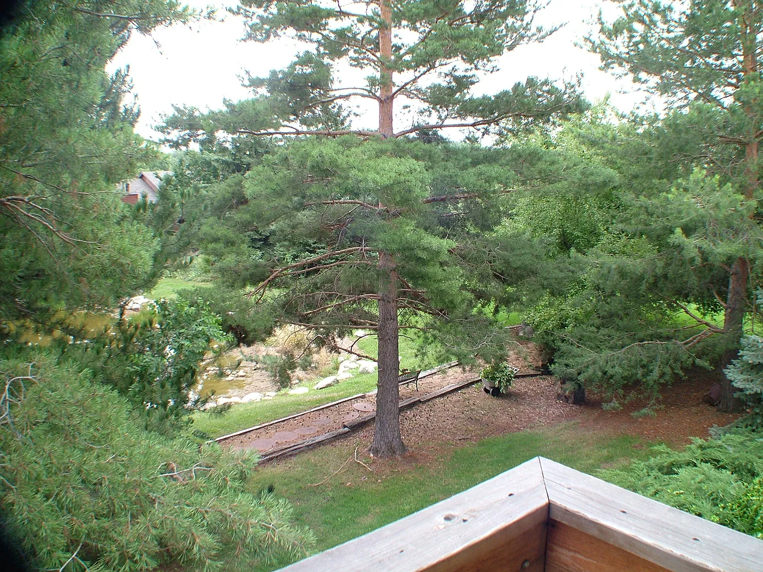 4 bed, 3.5 bath, 1550 sqft, $900 — Photo 4