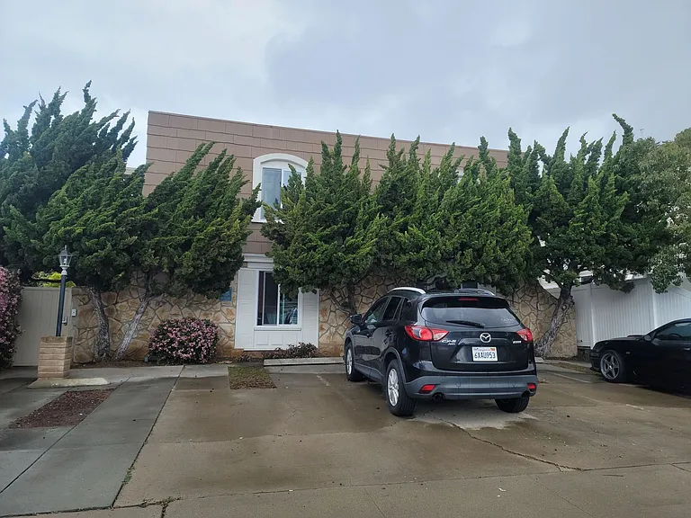 Reed Ave., 952 — Photo 2