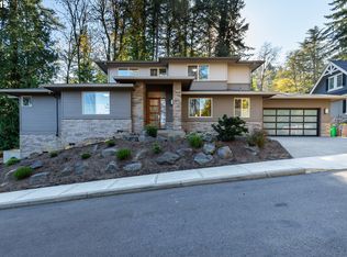 888 SW Trillium Ln, Portland, OR 97219