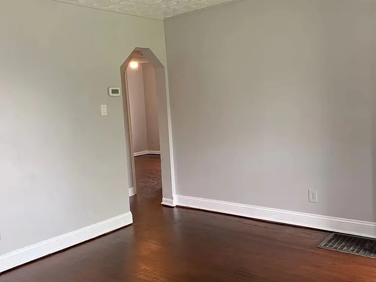 209 Escalon St — Photo 2