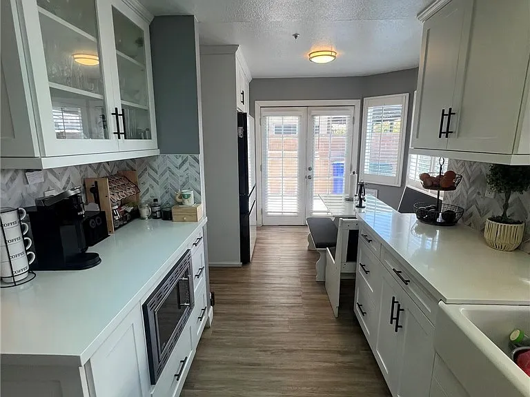 17081 Fern St #17081 — Photo 9