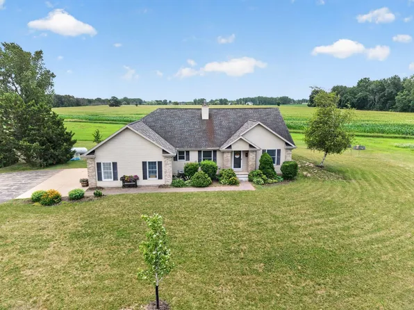 7265 County Road D, Omro, WI 54963