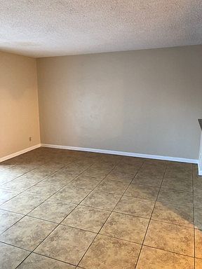 Haley St 2524 - 2524 Haley St Bakersfield CA | Zillow