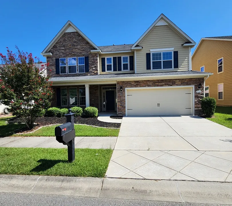 1190 Shire Way