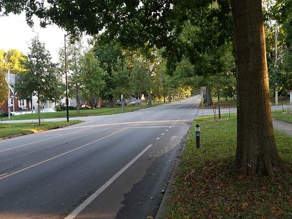 5th image of 734 Southwestern Pkwy