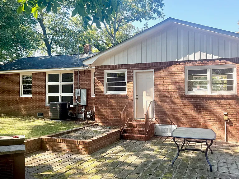1035 Indigo Ave — Photo 16