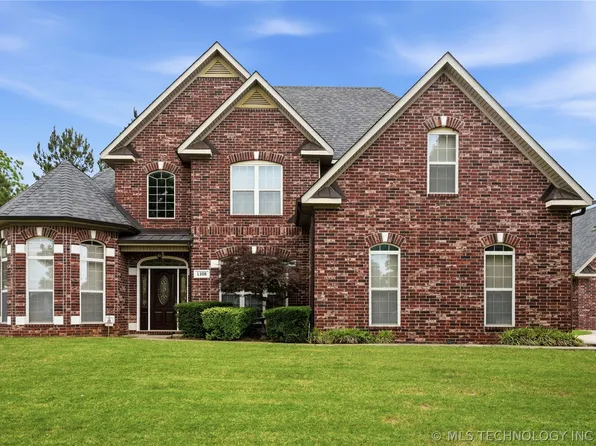 1308 Carter Ave, Wagoner, OK 74467