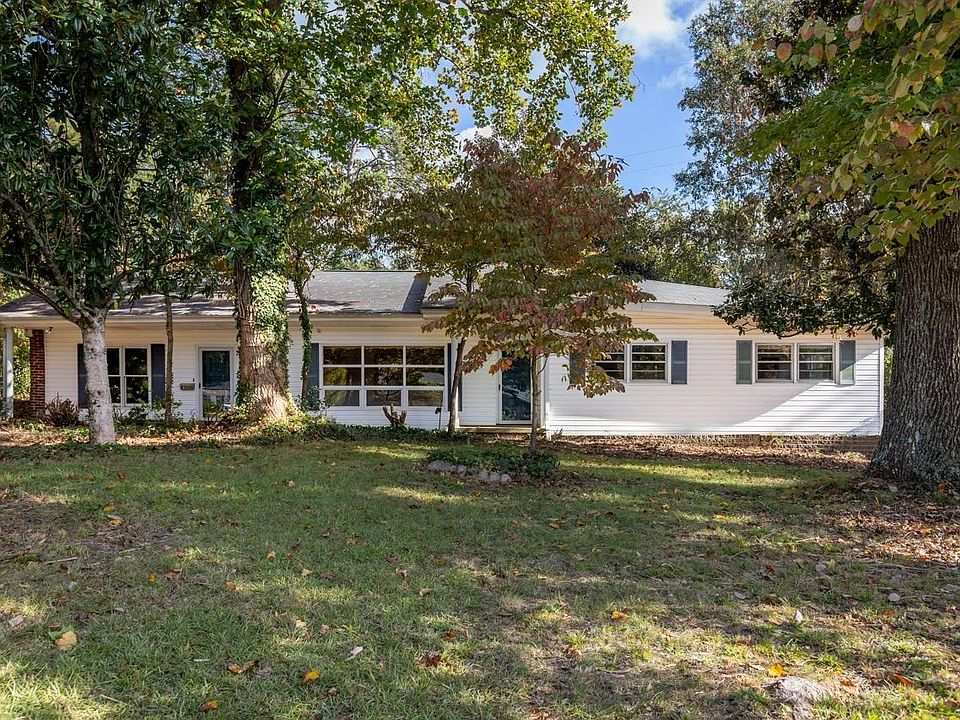1st image of 109 Chasta Ave