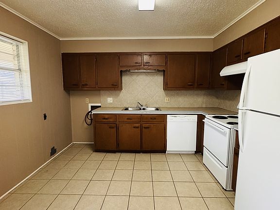 5th image of 522 N 15th St