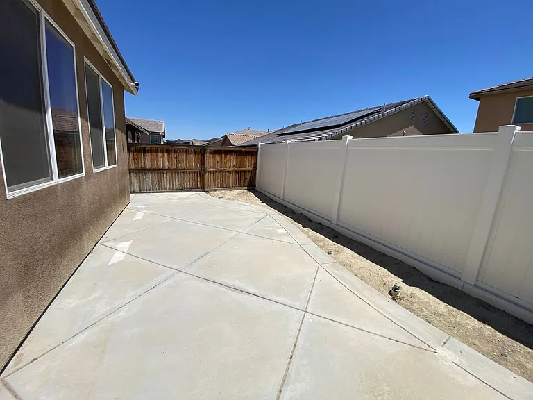 2274 Hay Market St — Photo 22