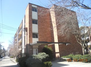 6950 N Bell Ave APT 105, Chicago, IL 60645