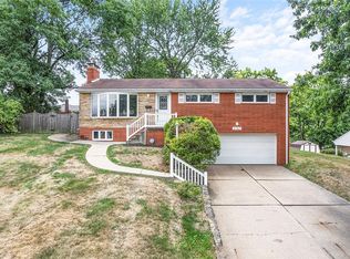 2767 W Munroe St, Bethel Park, PA