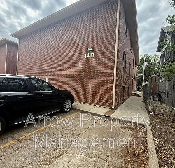 1411 D St #5 — Photo 7