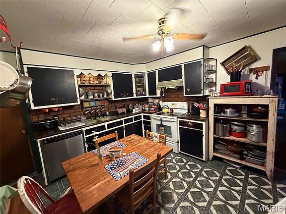 4th image of 8286 Lockman St
