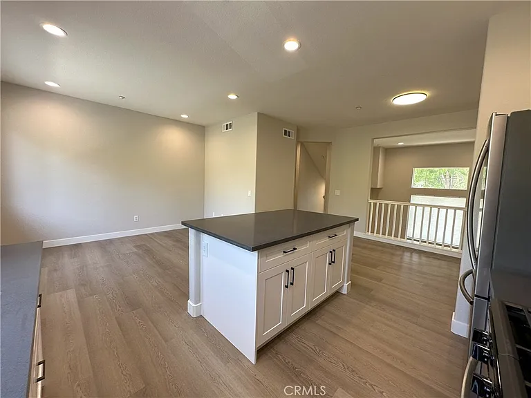 2252 Schlaepfer Dr — Photo 16