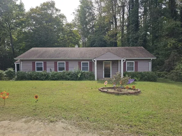 131 Opal Ln, Montross, VA 22520
