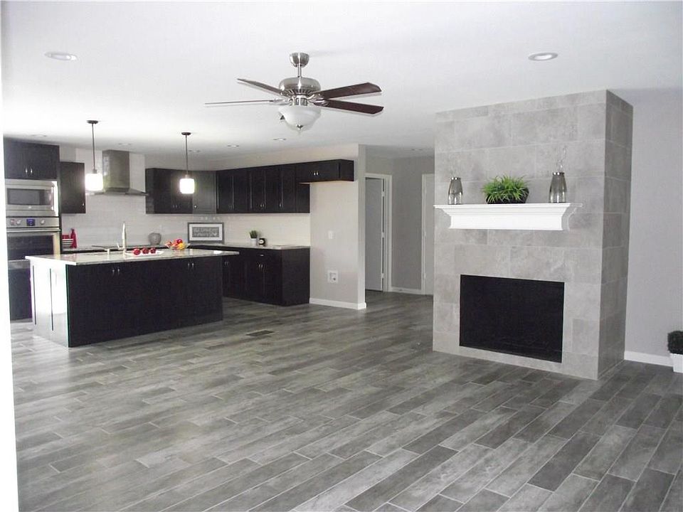 1st image of 7617 La Verdura Dr
