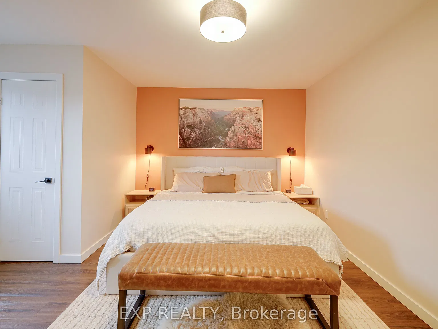 2 bed, $2,600 — Photo 2