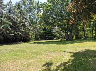 571 Baintree Rd, Davis, IL 61019