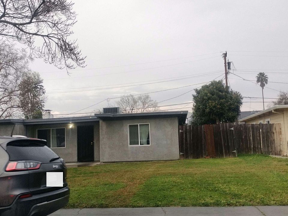 2nd image of 1723 Polk Way