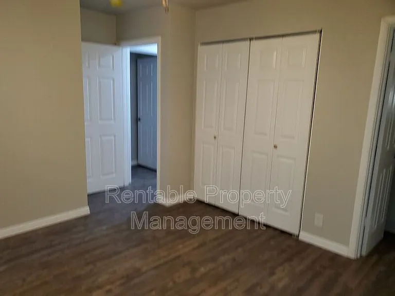 8012 Chaparral Dr — Photo 10