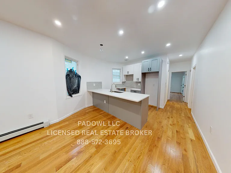 75 Harrison Ave #1 — Photo 2