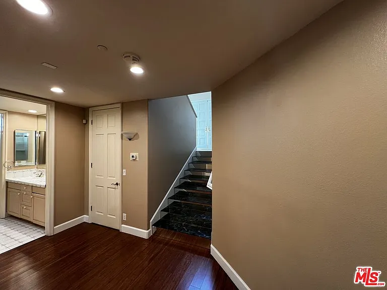 2357 Brookshire Ln — Photo 25
