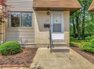 873 Portsdown Rd, Ballwin, MO