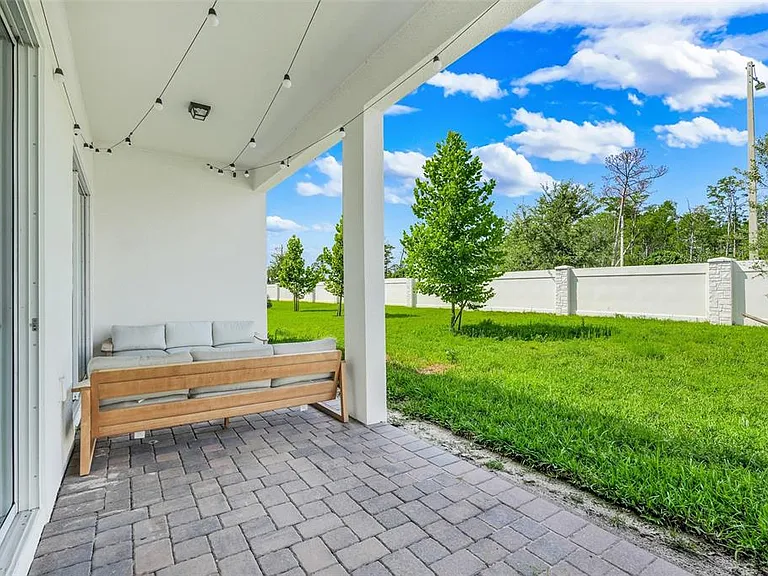 10393 Park Estates Ave — Photo 41