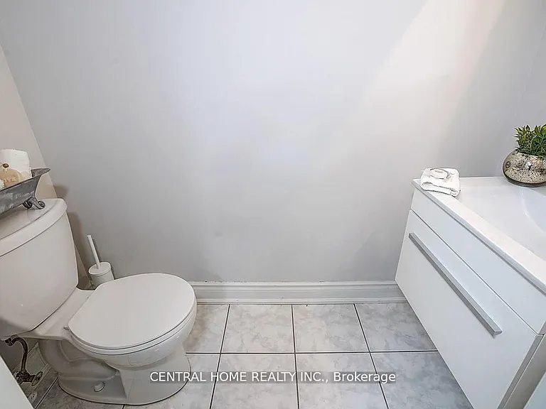 988 Sheppard Ave W #11 — Photo 20