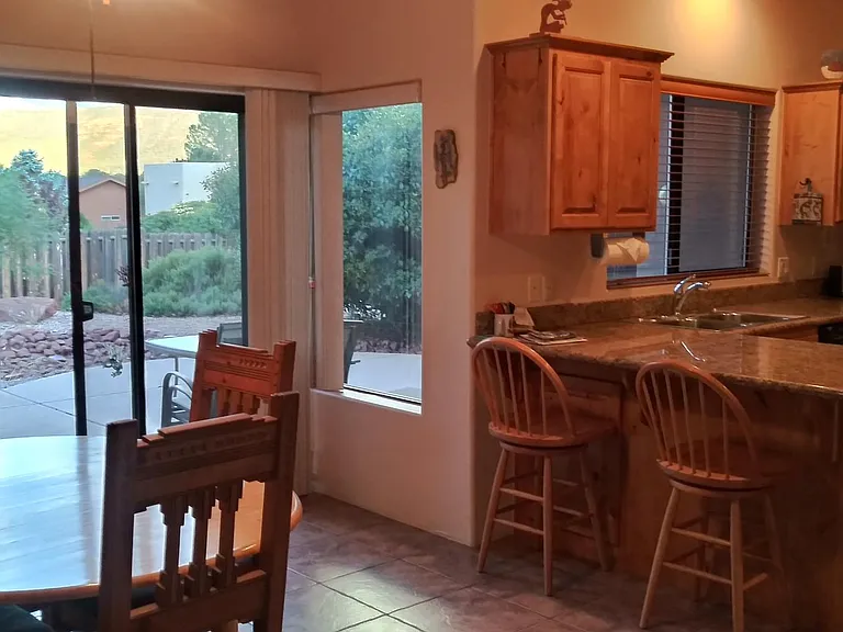 Cochise Dr — Photo 8