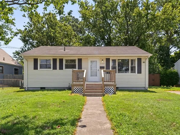 3321 Candlewood Dr, Hampton, VA 23666