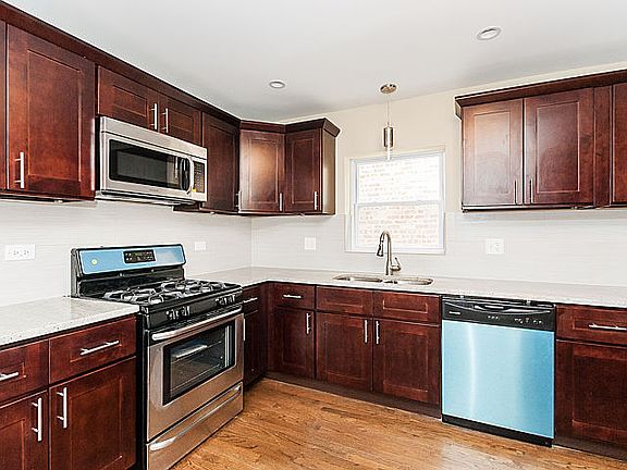 3rd image of 9348 S Bishop St