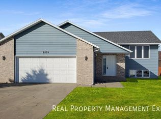 6809 S Connie Ave, Sioux Falls, SD 57108