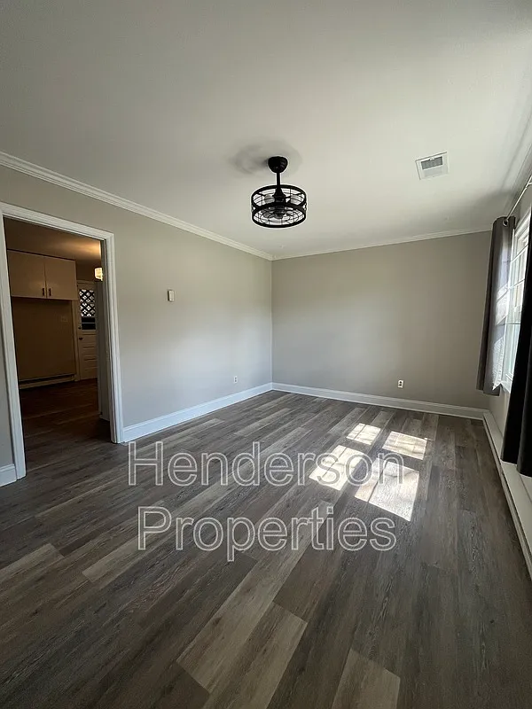 Building Photo - 300 W Arrowood Rd