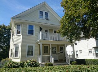 92 Manthorne Rd, West Roxbury, MA 02132