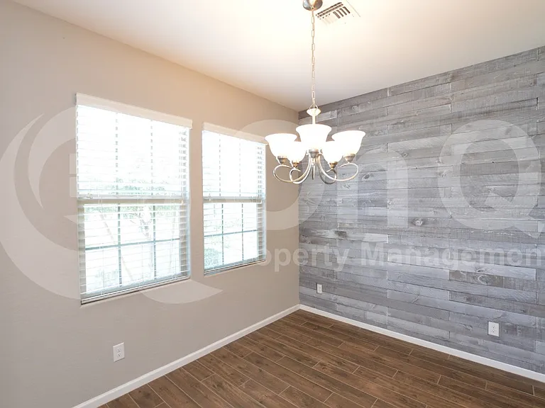 2477 W Market Pl #34 — Photo 8