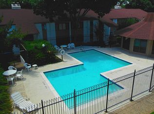 12100 Melville Dr APT 906, Montgomery, TX 77356